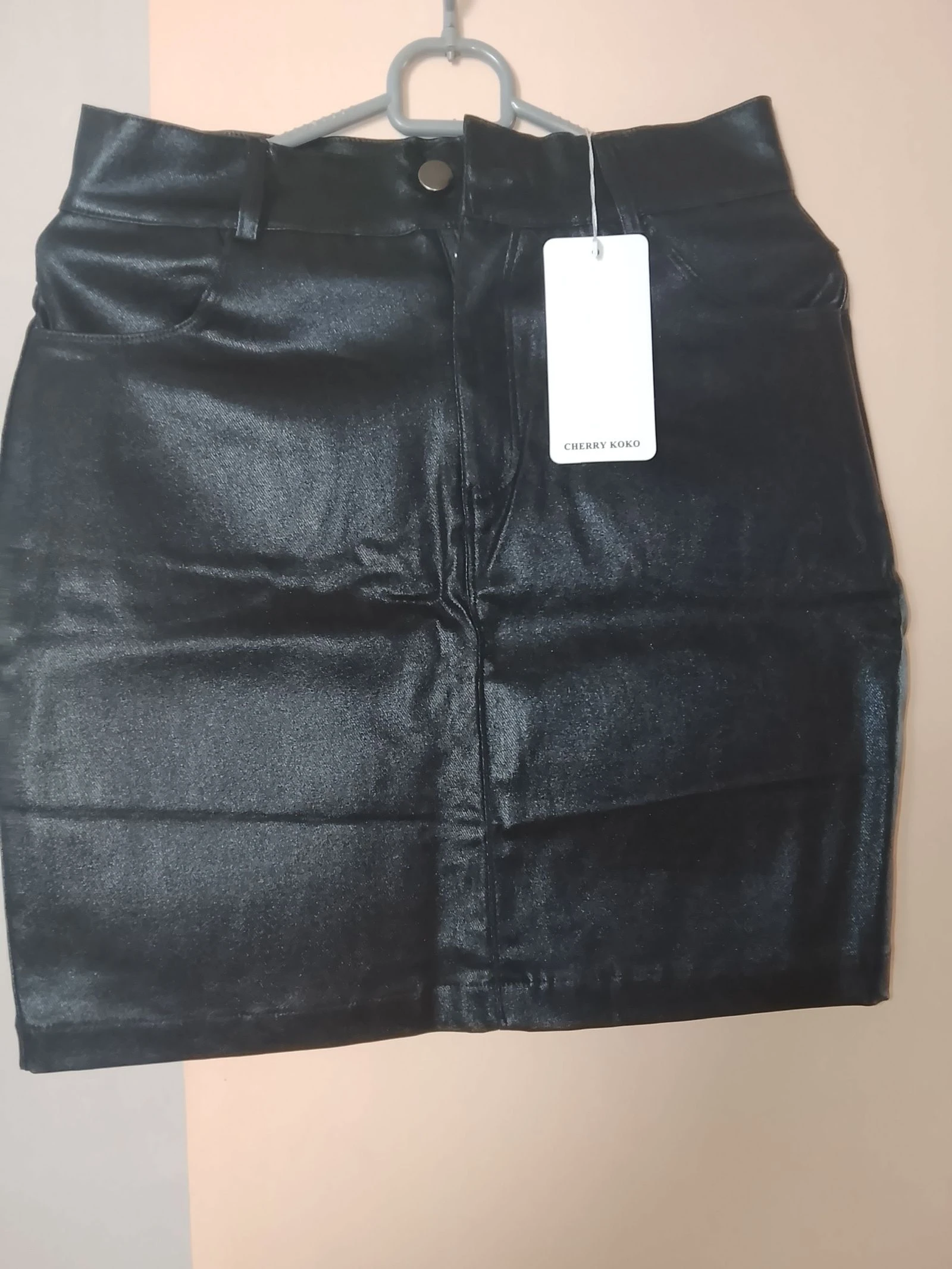 Jupe noir effet cuir 3 tailles disponible S M L